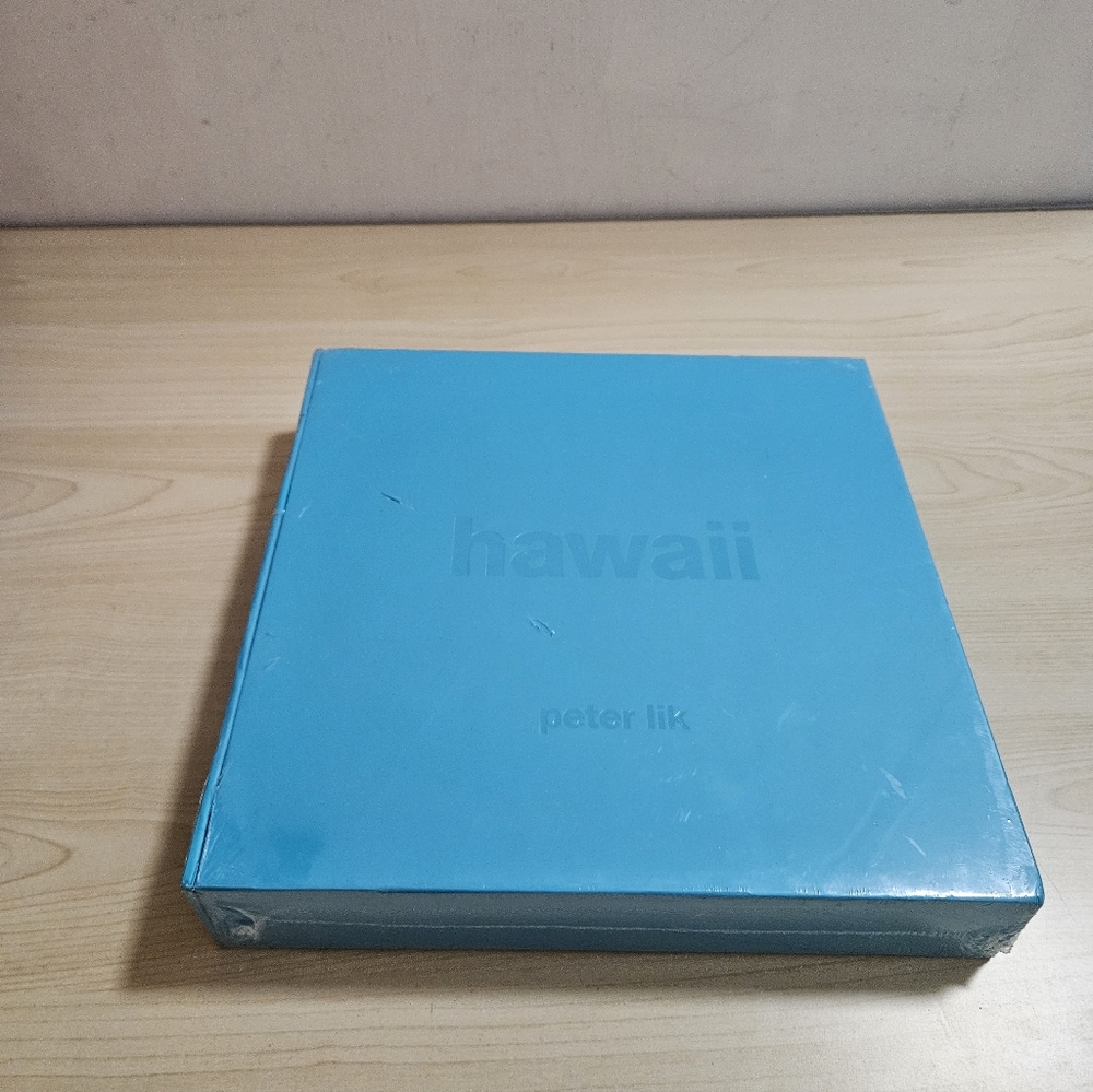 HAWAII by Peter Lik - Hardcover Photography Book *New Other*